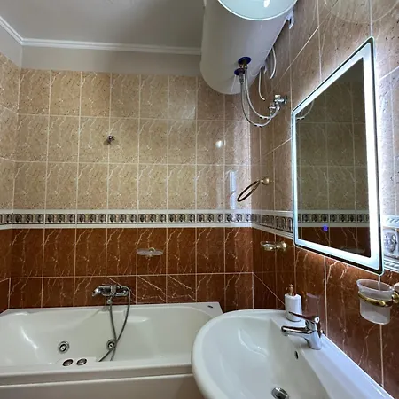Classy Lea Apartment Durres